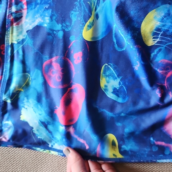 Reel Legends Leggings, the most fun, size L - Picture 2 of 3